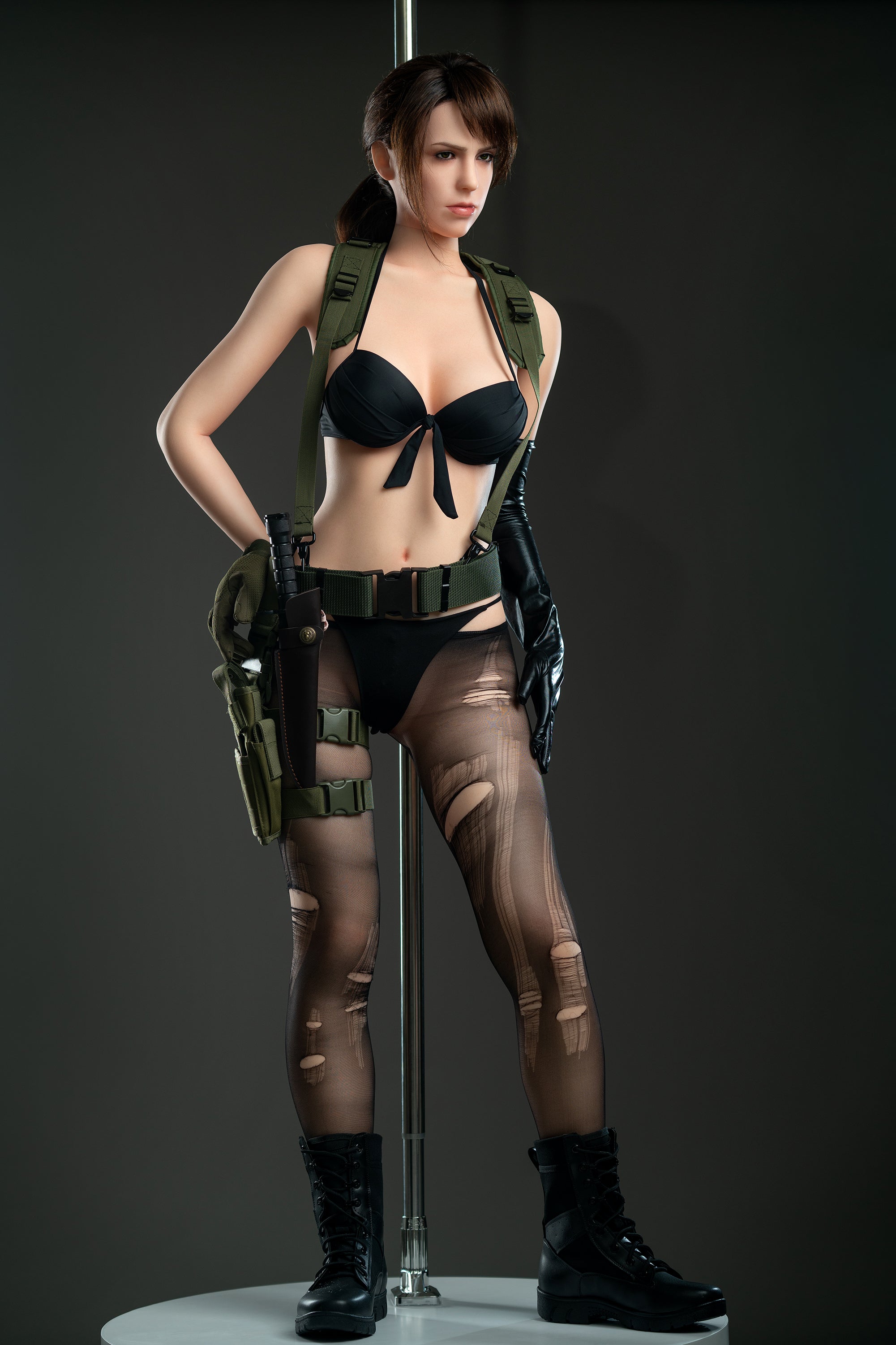 Game Lady Quiet 168cm/5'6" E-Cup Silicone Doll