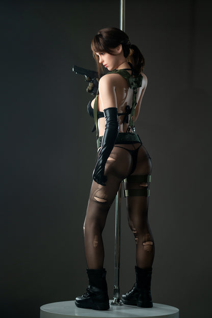Game Lady Quiet 168cm/5'6" E-Cup Silicone