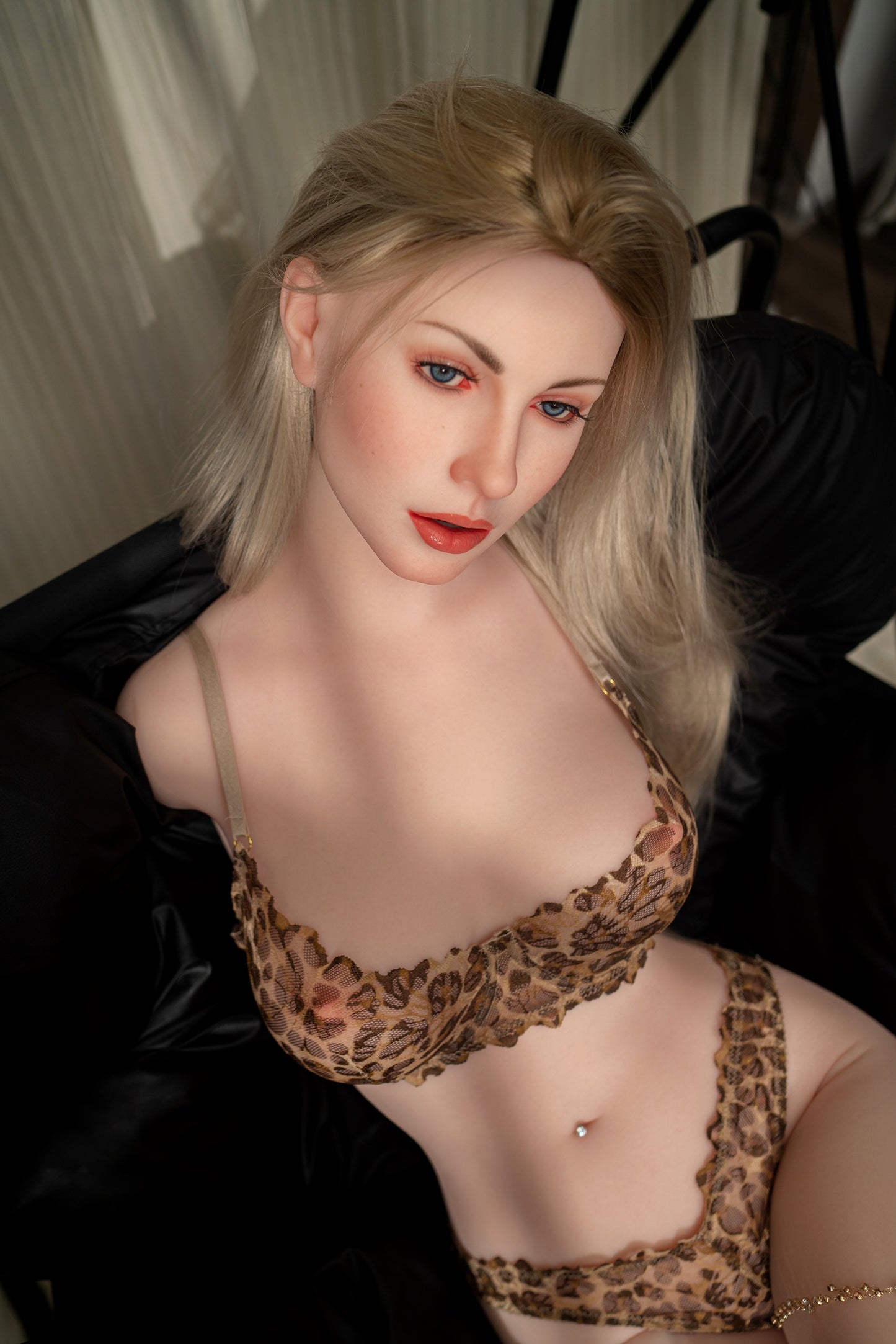 ZELEX SLE 117cm/3'10" E-Cup Silicone Torso