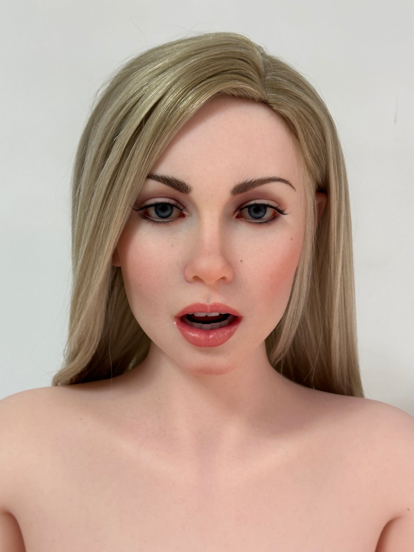 ZELEX SLE 171cm/5'7" C-Cup Silicone