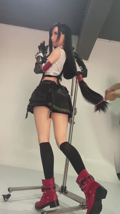 Game Lady Tifa 167cm/5'5" D-Cup Silicone