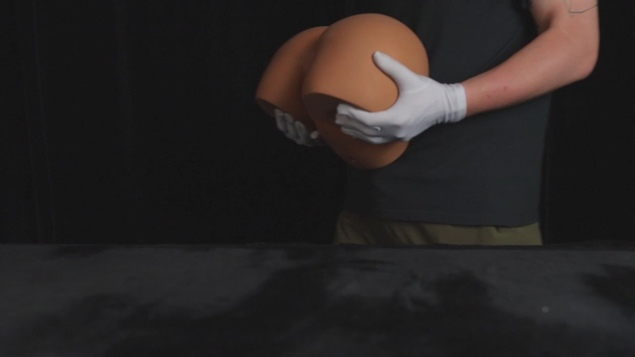 Load video: Climax Doll Butt Torso RS-6 Suntan