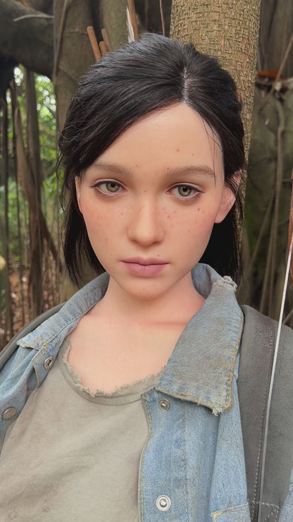Game Lady Ellie 168cm/5'6" E-Cup Silicone